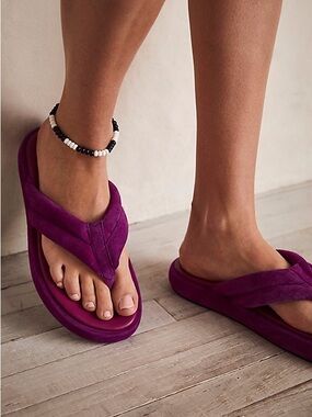 NWT FREE PEOPLE WONDERLAND SANDALS